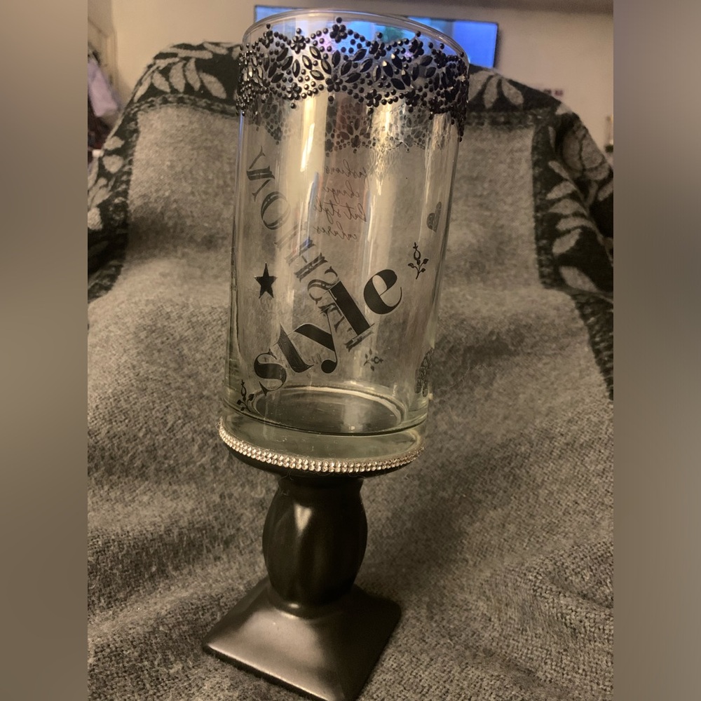 Home Decor - Picture 3 of 4
